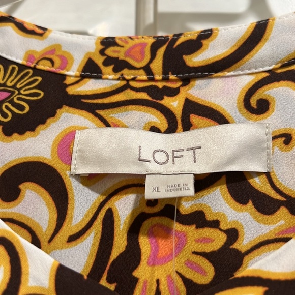 NWT Loft blouse. Size XL. - Picture 2 of 6